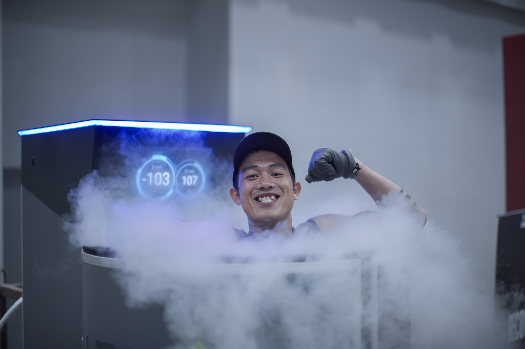 Điện, thông gió và cảm biến oxy trong phòng Cryotherapy