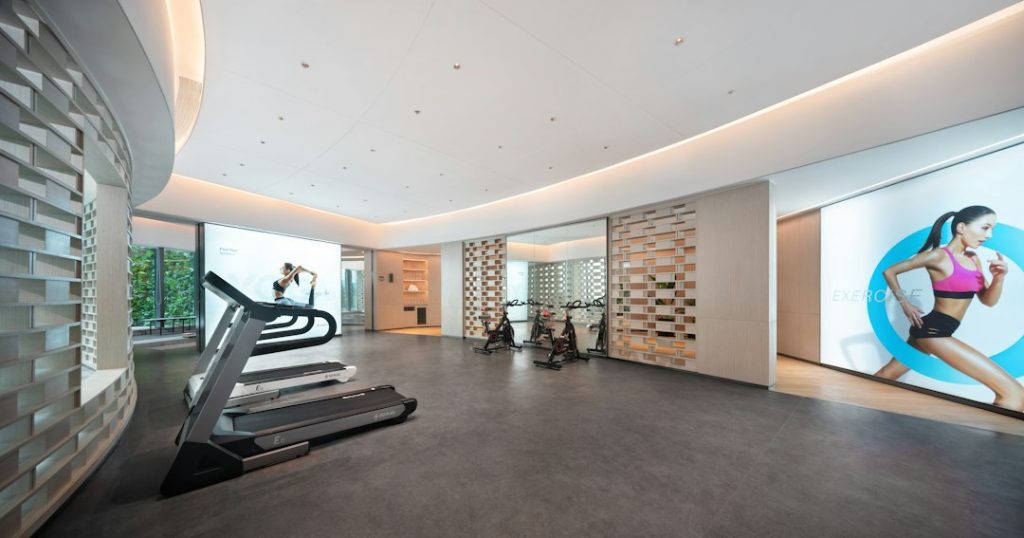 Không gian thể thao và wellness minh họa phân khúc khách hàng phục hồi